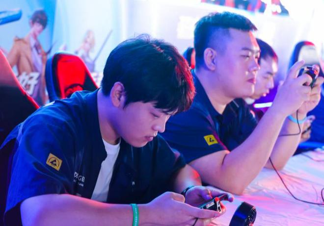 天津经开区举行建区四十周年职工电竞大赛(图4)