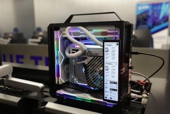 网咖产业大浪淘沙｜新世代网吧近两百台电脑竟然全面采用i9-14900K！(图10)