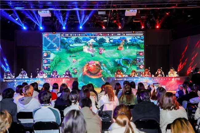 “电竞北京2024”电竞观赛互动体验展成功举办创意消费场景释放新质生产力(图3)