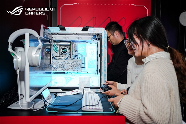 ROGDAY2024武汉站华硕主板燃动江城(图6)