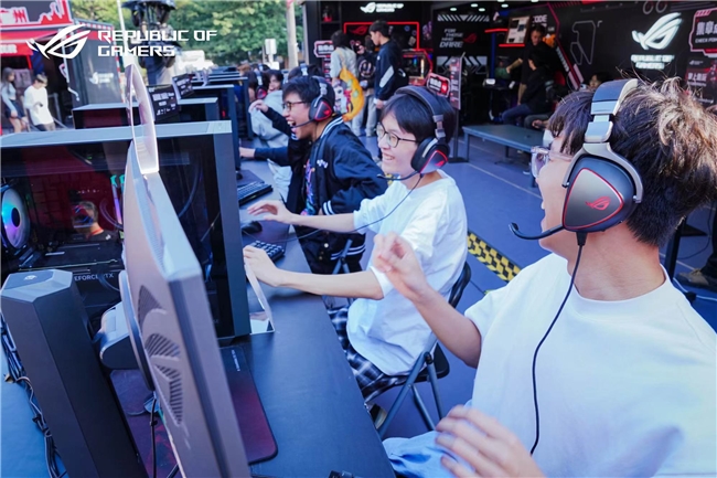 ROGDAY2024广州站华硕X870、Z890主板燃动羊城(图2)