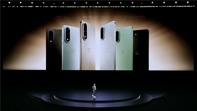 一加Ace5至尊系列搭载「电竞三芯」旗舰游戏体验远超同档(图31)