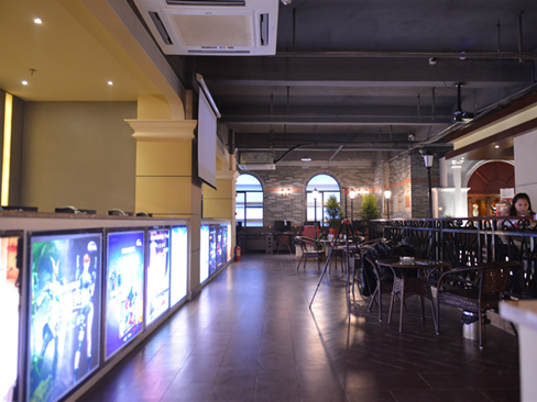 明基助力蓝巨星打造芜湖最炫电竞网咖(图2)