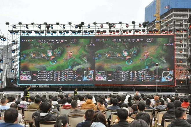 成都还是你懂年轻人(图2)